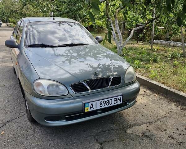 Зеленый ЗАЗ Ланос, объемом двигателя 1.5 л и пробегом 98 тыс. км за 2600 $, фото 1 на Automoto.ua