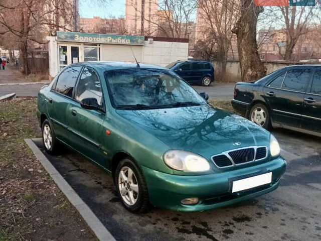 Зелений ЗАЗ Ланос, об'ємом двигуна 1.6 л та пробігом 210 тис. км за 1999 $, фото 1 на Automoto.ua