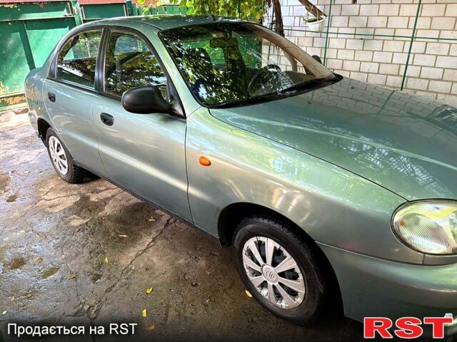 Зеленый ЗАЗ Ланос, объемом двигателя 1.5 л и пробегом 250 тыс. км за 1950 $, фото 1 на Automoto.ua