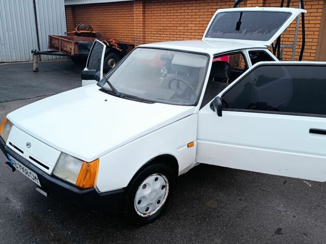 Белый ЗАЗ Нова, объемом двигателя 1.2 л и пробегом 3 тыс. км за 500 $, фото 1 на Automoto.ua