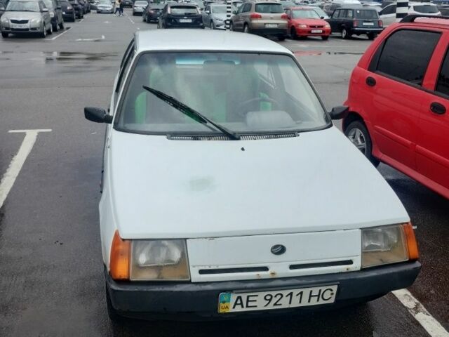 Белый ЗАЗ Нова, объемом двигателя 1.2 л и пробегом 239 тыс. км за 500 $, фото 1 на Automoto.ua