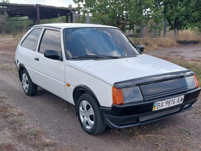 Белый ЗАЗ Нова, объемом двигателя 1.2 л и пробегом 100 тыс. км за 1100 $, фото 1 на Automoto.ua
