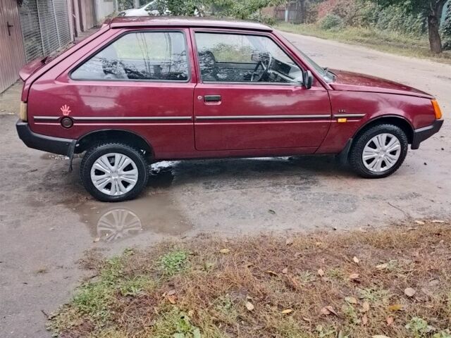 ЗАЗ Нова 2003 в Сумах на Automoto.ua Красный ЗАЗ Нова, объемом двигателя 0 л и пробегом 120 тыс. км за 1250 $, фото 1 на Automoto.ua