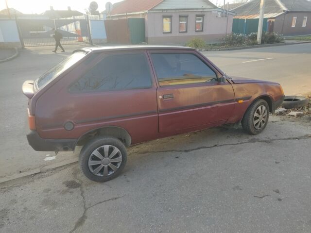 Червоний ЗАЗ Нова, об'ємом двигуна 1.3 л та пробігом 245 тис. км за 550 $, фото 1 на Automoto.ua