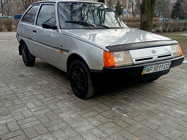 Серый ЗАЗ Нова, объемом двигателя 1.2 л и пробегом 111 тыс. км за 1000 $, фото 1 на Automoto.ua