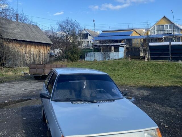 Сірий ЗАЗ Нова, об'ємом двигуна 1.2 л та пробігом 50 тис. км за 650 $, фото 1 на Automoto.ua