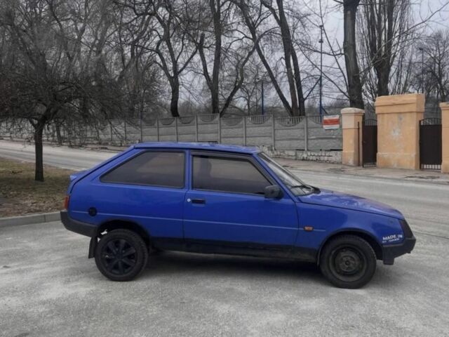 Синий ЗАЗ Нова, объемом двигателя 1.1 л и пробегом 300 тыс. км за 756 $, фото 1 на Automoto.ua