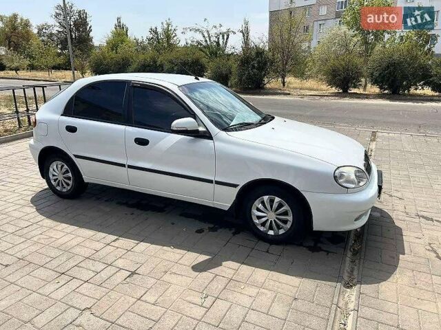 Белый ЗАЗ Сенс, объемом двигателя 1.3 л и пробегом 150 тыс. км за 2700 $, фото 1 на Automoto.ua