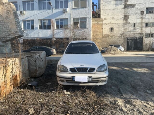 Білий ЗАЗ Sens, об'ємом двигуна 1.3 л та пробігом 332 тис. км за 903 $, фото 1 на Automoto.ua