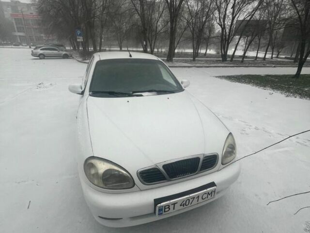 Білий ЗАЗ Sens, об'ємом двигуна 1.3 л та пробігом 259 тис. км за 2400 $, фото 1 на Automoto.ua