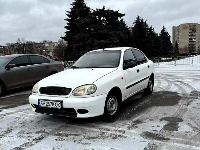 Білий ЗАЗ Sens, об'ємом двигуна 1.3 л та пробігом 300 тис. км за 1600 $, фото 1 на Automoto.ua