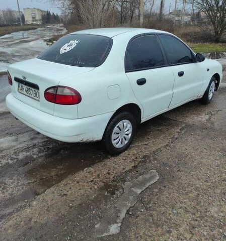 Белый ЗАЗ Сенс, объемом двигателя 1.3 л и пробегом 212 тыс. км за 650 $, фото 1 на Automoto.ua