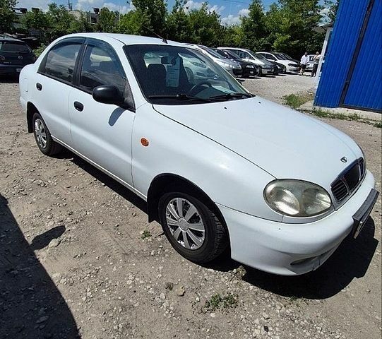 Белый ЗАЗ Сенс, объемом двигателя 1.3 л и пробегом 170 тыс. км за 1400 $, фото 1 на Automoto.ua