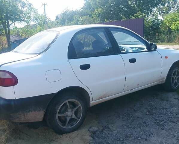 Білий ЗАЗ Sens, об'ємом двигуна 1.3 л та пробігом 100 тис. км за 1300 $, фото 1 на Automoto.ua