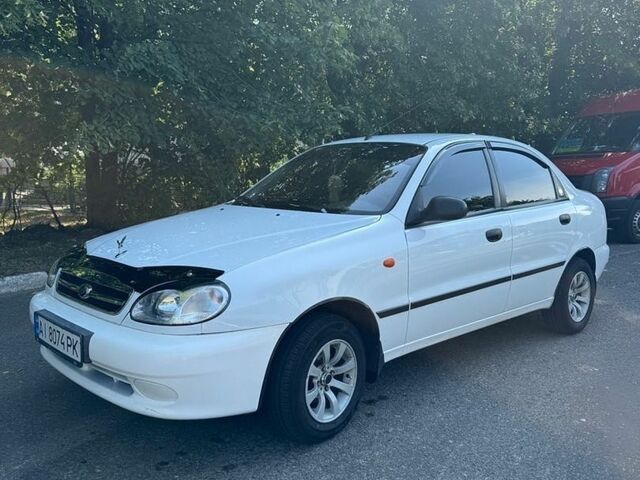 Білий ЗАЗ Sens, об'ємом двигуна 1.3 л та пробігом 100 тис. км за 2300 $, фото 1 на Automoto.ua