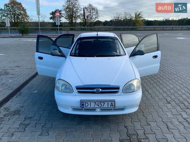 Білий ЗАЗ Sens, об'ємом двигуна 1.3 л та пробігом 203 тис. км за 2100 $, фото 1 на Automoto.ua