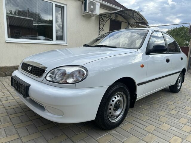 Белый ЗАЗ Сенс, объемом двигателя 1.3 л и пробегом 3 тыс. км за 4250 $, фото 1 на Automoto.ua