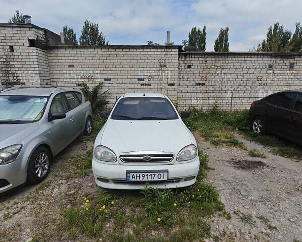ЗАЗ Сенс 2011 в Днепре (Днепропетровске) на Automoto.ua Белый ЗАЗ Сенс, объемом двигателя 1.3 л и пробегом 138 тыс. км за 2000 $, фото 1 на Automoto.ua