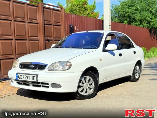 Білий ЗАЗ Sens, об'ємом двигуна 1.3 л та пробігом 109 тис. км за 2800 $, фото 1 на Automoto.ua