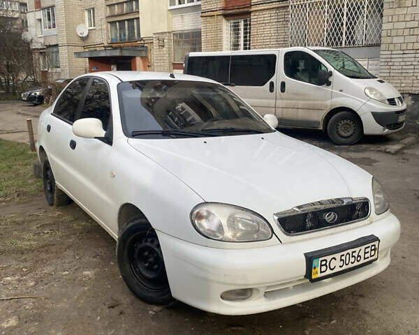 Белый ЗАЗ Сенс, объемом двигателя 1.3 л и пробегом 310 тыс. км за 1950 $, фото 1 на Automoto.ua