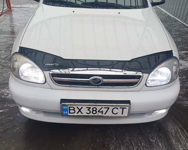 Білий ЗАЗ Sens, об'ємом двигуна 1.3 л та пробігом 160 тис. км за 2450 $, фото 1 на Automoto.ua