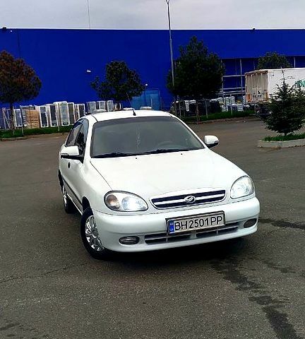 Белый ЗАЗ Сенс, объемом двигателя 1.3 л и пробегом 211 тыс. км за 2800 $, фото 1 на Automoto.ua