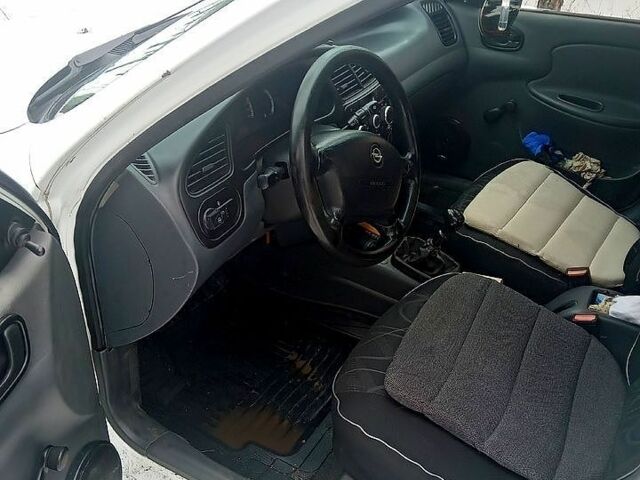 Білий ЗАЗ Sens, об'ємом двигуна 1.3 л та пробігом 169 тис. км за 2700 $, фото 1 на Automoto.ua