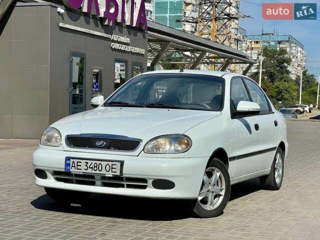 Белый ЗАЗ Сенс, объемом двигателя 1.3 л и пробегом 190 тыс. км за 1999 $, фото 1 на Automoto.ua