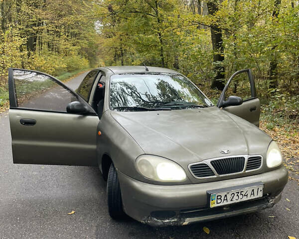 Бежевый ЗАЗ Сенс, объемом двигателя 1.3 л и пробегом 190 тыс. км за 1169 $, фото 1 на Automoto.ua