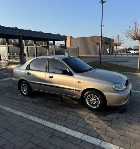 Бежевий ЗАЗ Sens, об'ємом двигуна 1.3 л та пробігом 259 тис. км за 1900 $, фото 1 на Automoto.ua