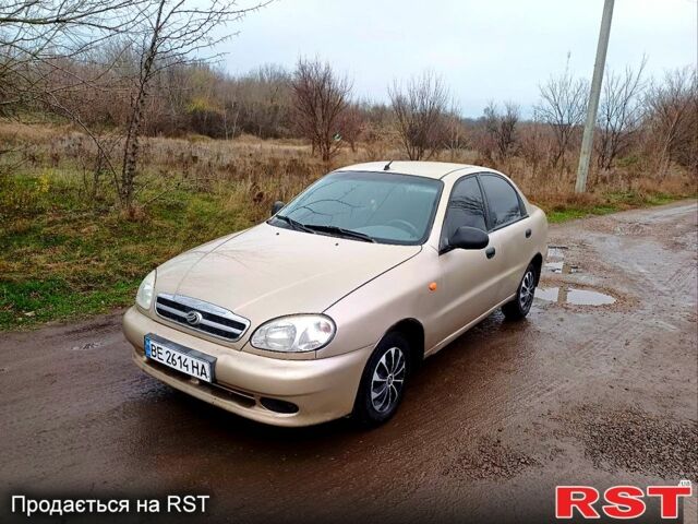 Бежевий ЗАЗ Sens, об'ємом двигуна 1.3 л та пробігом 280 тис. км за 2000 $, фото 1 на Automoto.ua