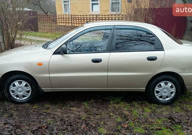 Бежевый ЗАЗ Сенс, объемом двигателя 1.3 л и пробегом 106 тыс. км за 3200 $, фото 1 на Automoto.ua