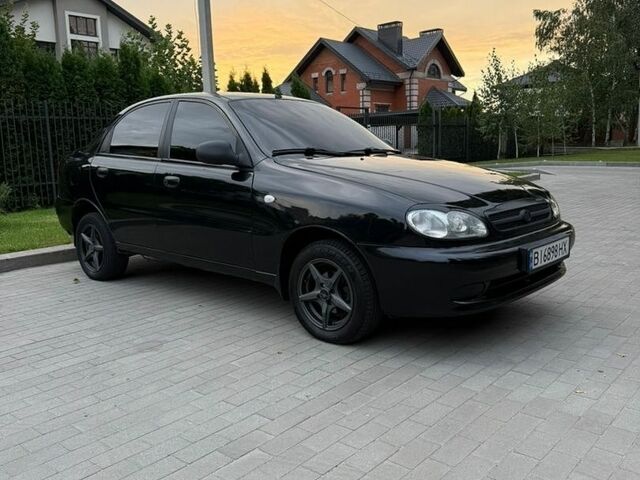 Чорний ЗАЗ Sens, об'ємом двигуна 1.3 л та пробігом 260 тис. км за 2100 $, фото 1 на Automoto.ua