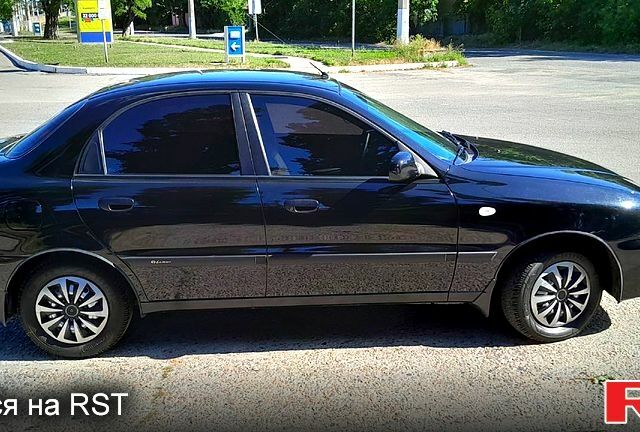 Чорний ЗАЗ Sens, об'ємом двигуна 1.3 л та пробігом 18 тис. км за 3600 $, фото 1 на Automoto.ua
