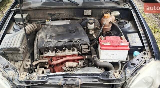 Чорний ЗАЗ Sens, об'ємом двигуна 1.3 л та пробігом 112 тис. км за 2400 $, фото 1 на Automoto.ua