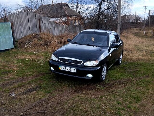 Чорний ЗАЗ Sens, об'ємом двигуна 1.3 л та пробігом 115 тис. км за 2100 $, фото 1 на Automoto.ua