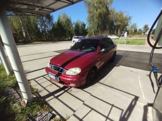 ЗАЗ Сенс 2004 в Славуте на Automoto.ua Красный ЗАЗ Сенс, объемом двигателя 1.3 л и пробегом 229 тыс. км за 1600 $, фото 1 на Automoto.ua