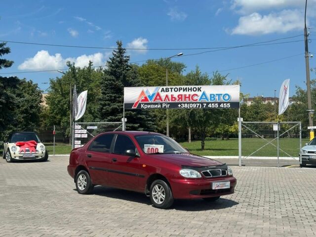 Червоний ЗАЗ Sens, об'ємом двигуна 1.3 л та пробігом 131 тис. км за 1700 $, фото 1 на Automoto.ua