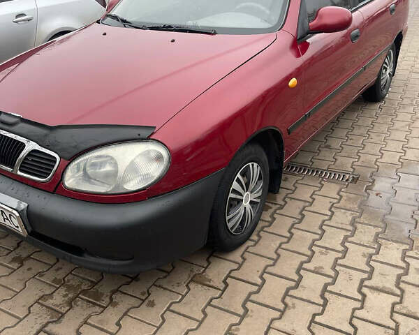 Червоний ЗАЗ Sens, об'ємом двигуна 1.3 л та пробігом 290 тис. км за 1700 $, фото 1 на Automoto.ua