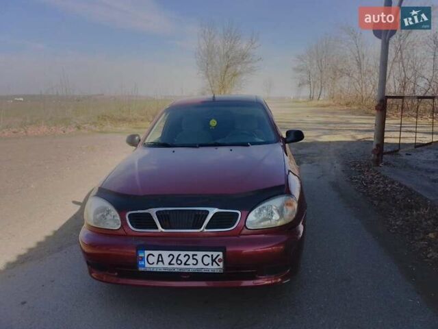 Красный ЗАЗ Сенс, объемом двигателя 1.3 л и пробегом 278 тыс. км за 1550 $, фото 1 на Automoto.ua