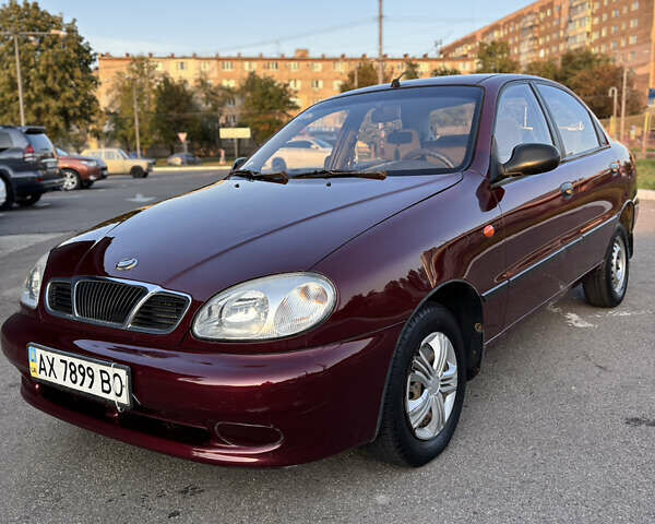 Червоний ЗАЗ Sens, об'ємом двигуна 1.3 л та пробігом 74 тис. км за 2600 $, фото 1 на Automoto.ua