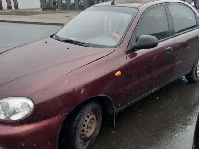 Червоний ЗАЗ Sens, об'ємом двигуна 1.3 л та пробігом 170 тис. км за 2500 $, фото 1 на Automoto.ua
