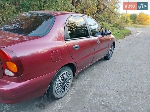Красный ЗАЗ Сенс, объемом двигателя 1.3 л и пробегом 155 тыс. км за 2400 $, фото 1 на Automoto.ua