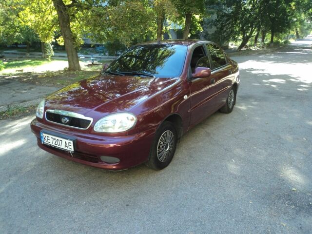 ЗАЗ Сенс 2012 в Никополе на Automoto.ua Красный ЗАЗ Сенс, объемом двигателя 1.3 л и пробегом 183 тыс. км за 2200 $, фото 1 на Automoto.ua