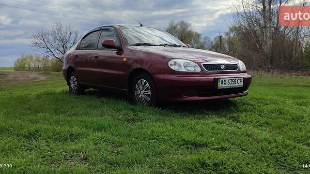Красный ЗАЗ Сенс, объемом двигателя 1.3 л и пробегом 121 тыс. км за 2800 $, фото 1 на Automoto.ua