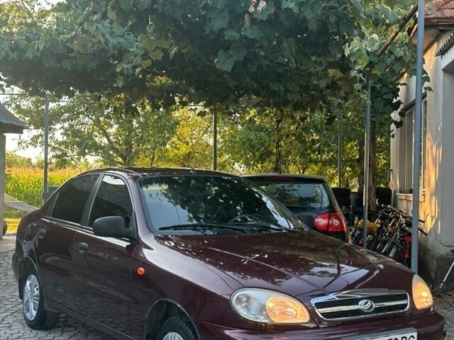 Червоний ЗАЗ Sens, об'ємом двигуна 1.3 л та пробігом 150 тис. км за 1600 $, фото 1 на Automoto.ua