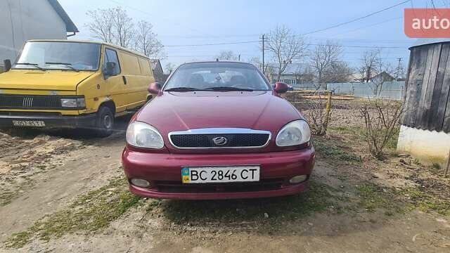 Красный ЗАЗ Сенс, объемом двигателя 2 л и пробегом 122 тыс. км за 2800 $, фото 1 на Automoto.ua