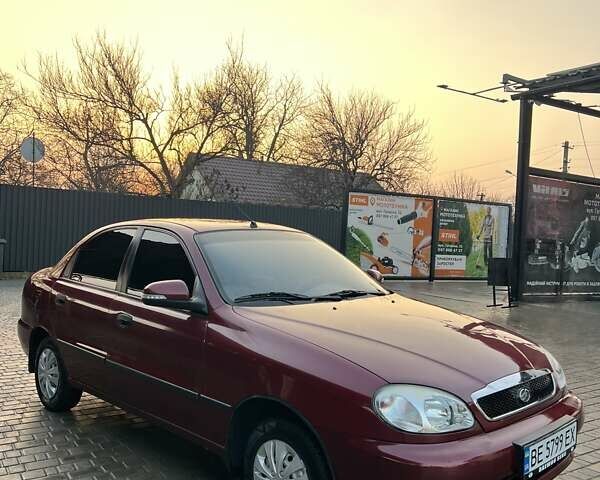 Червоний ЗАЗ Sens, об'ємом двигуна 1.3 л та пробігом 69 тис. км за 2700 $, фото 1 на Automoto.ua