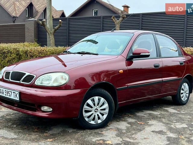 Красный ЗАЗ Сенс, объемом двигателя 1.3 л и пробегом 76 тыс. км за 3300 $, фото 1 на Automoto.ua