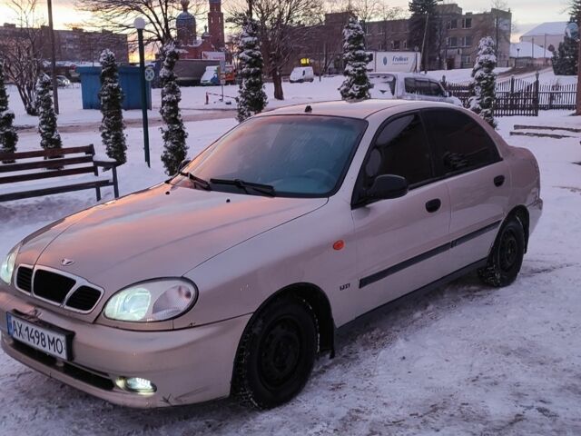 Желтый ЗАЗ Сенс, объемом двигателя 1.3 л и пробегом 193 тыс. км за 1200 $, фото 1 на Automoto.ua